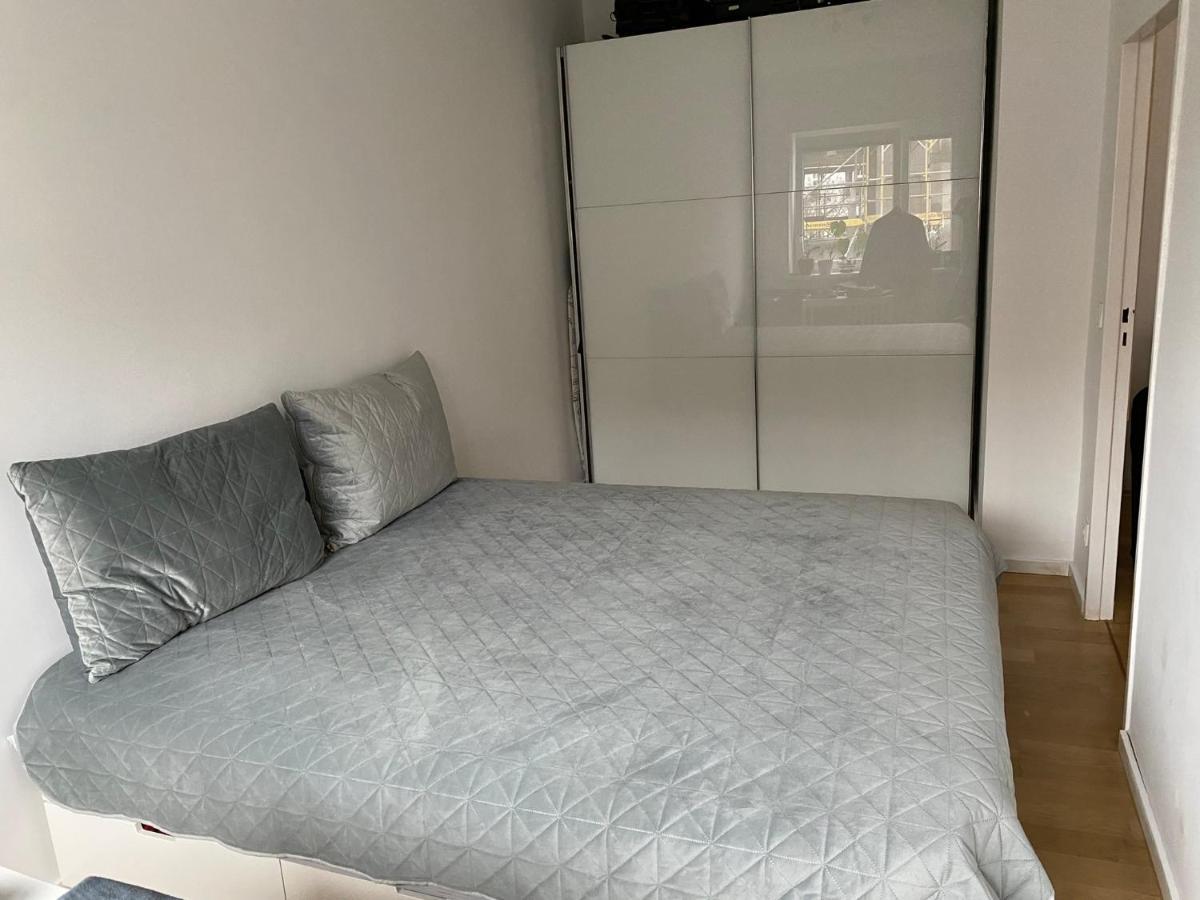 Luxury And Spacious Flat Near To Kadewe * Berlijn